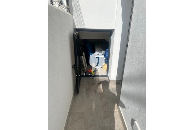 Resale - Villa -
Los Montesinos - Costa Blanca