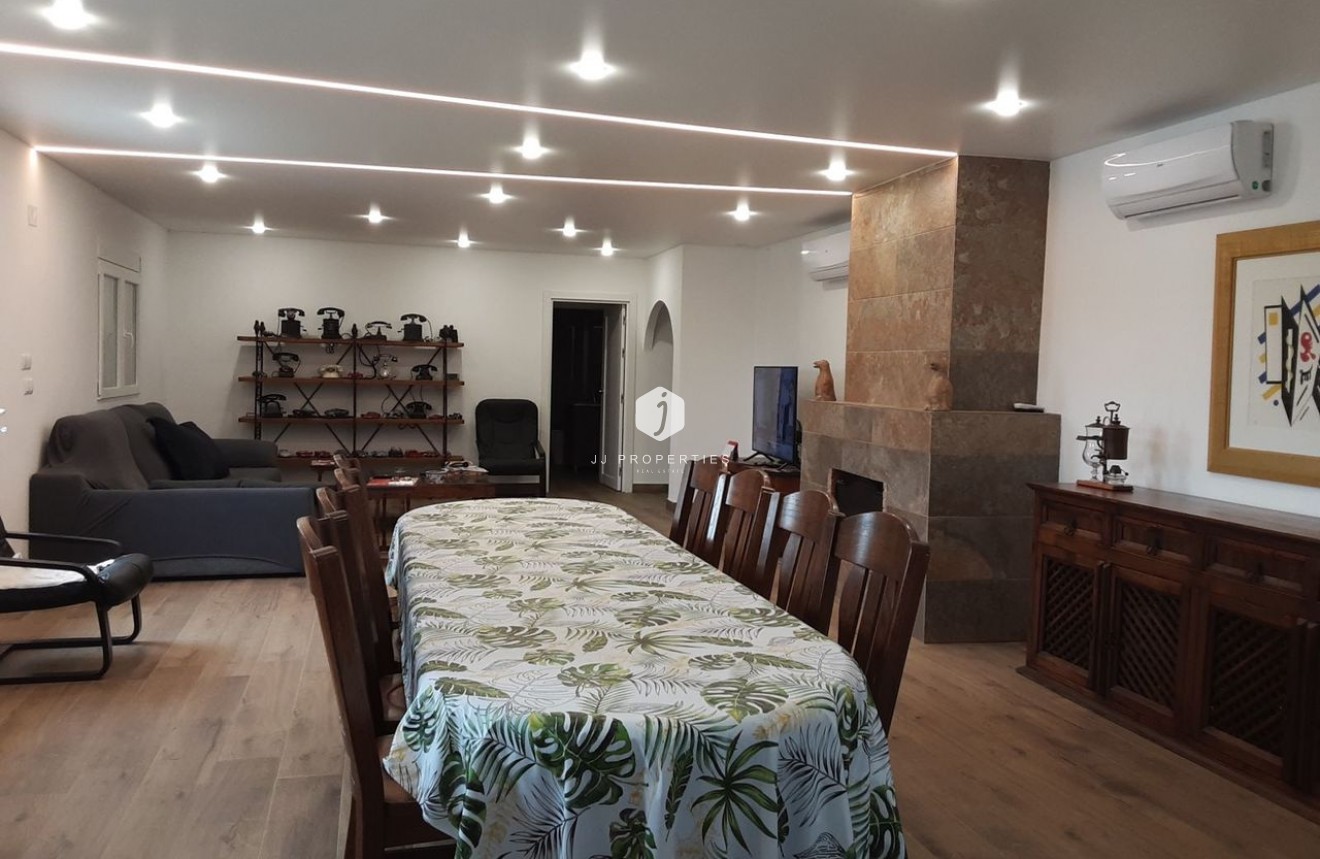 Resale - Villa -
San Miguel de Salinas - Inland