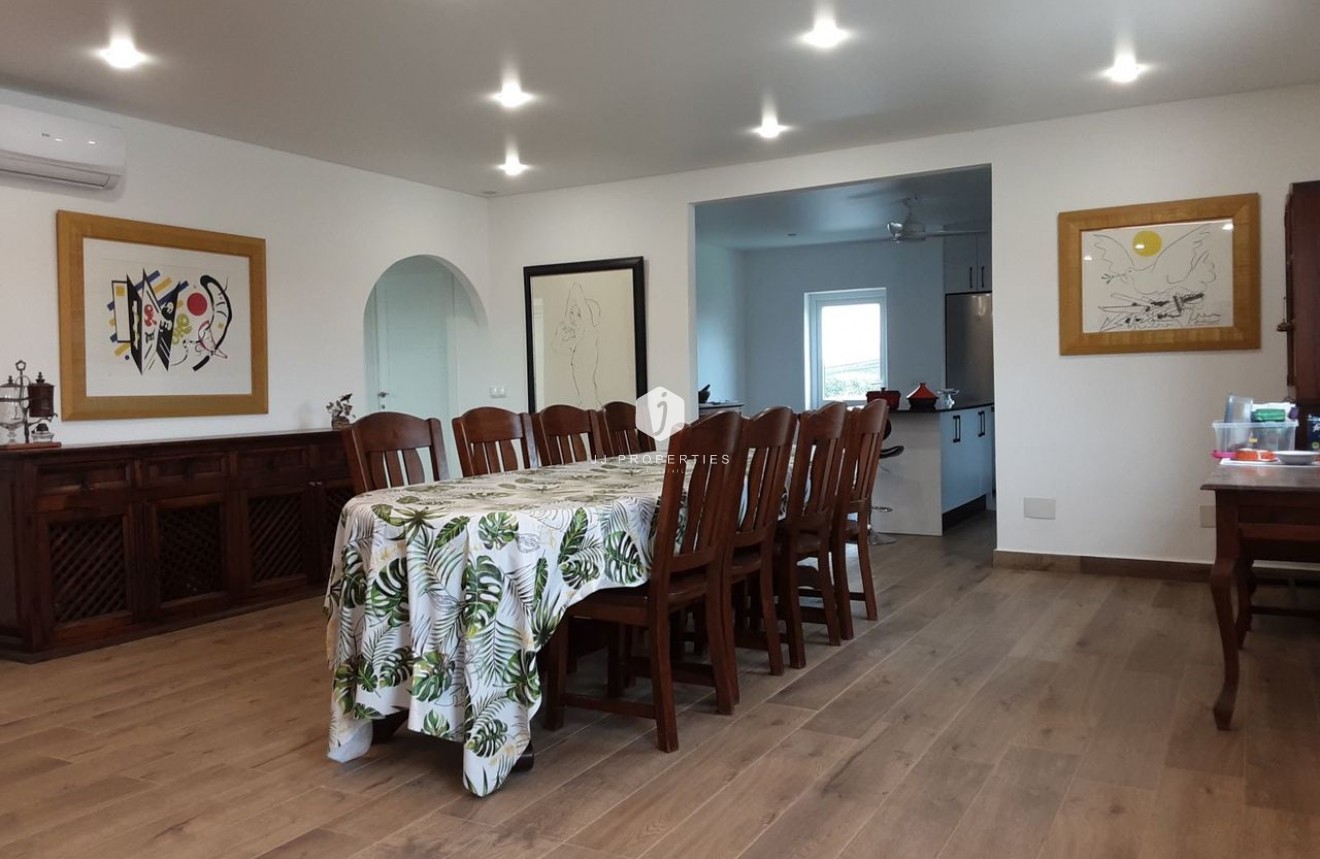 Resale - Villa -
San Miguel de Salinas - Inland