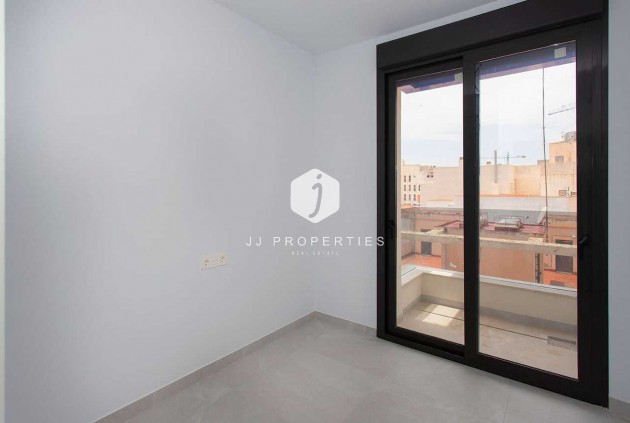 Resale - Apartment / flat -
Torrevieja - Costa Blanca