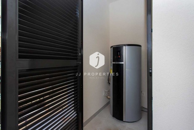 Resale - Apartment / flat -
Torrevieja - Costa Blanca