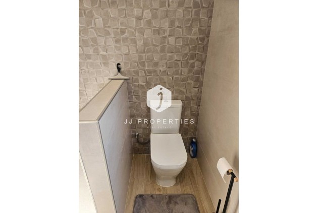 Resale - Villa -
Torrevieja - Costa Blanca