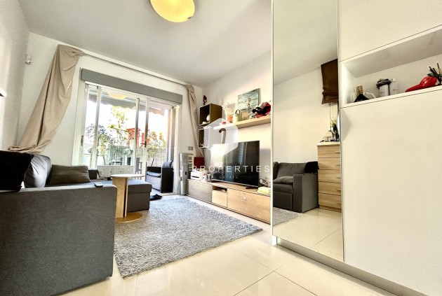 Segunda mano - Apartamento / piso -
Punta Prima - Costa Blanca