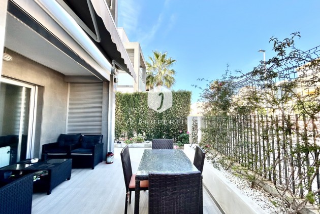 Segunda mano - Apartamento / piso -
Punta Prima - Costa Blanca