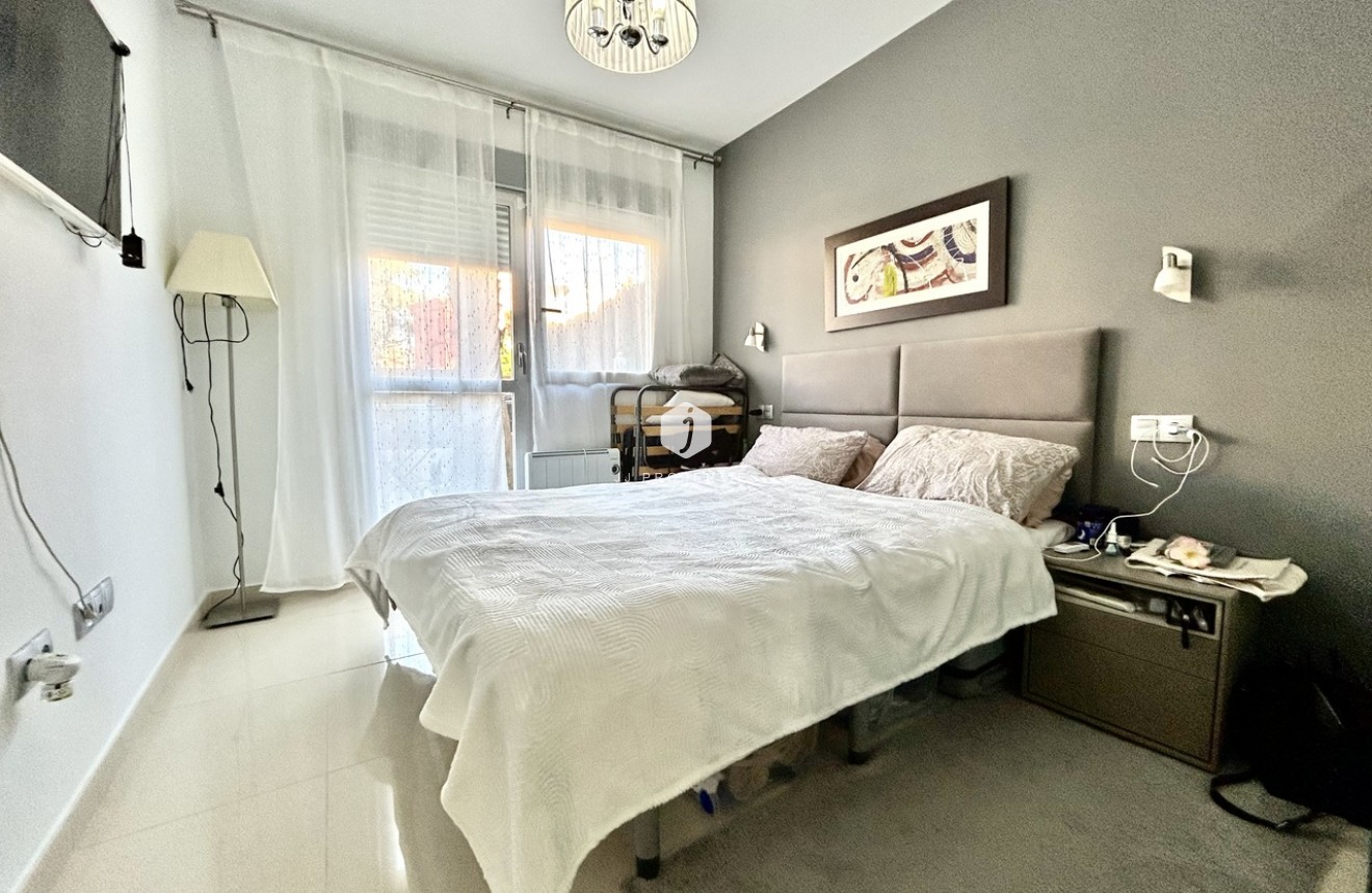 Segunda mano - Apartamento / piso -
Punta Prima - Costa Blanca