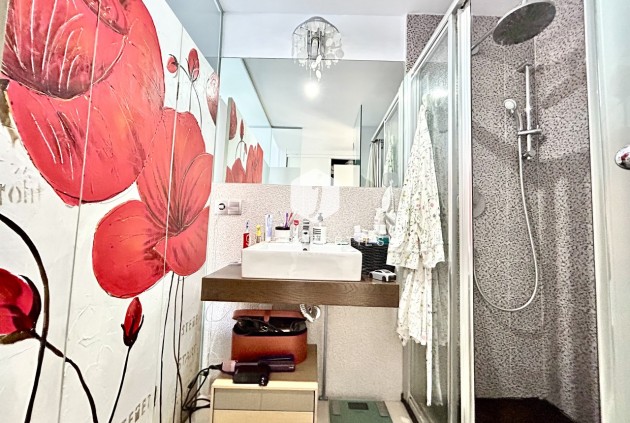 Segunda mano - Apartamento / piso -
Punta Prima - Costa Blanca