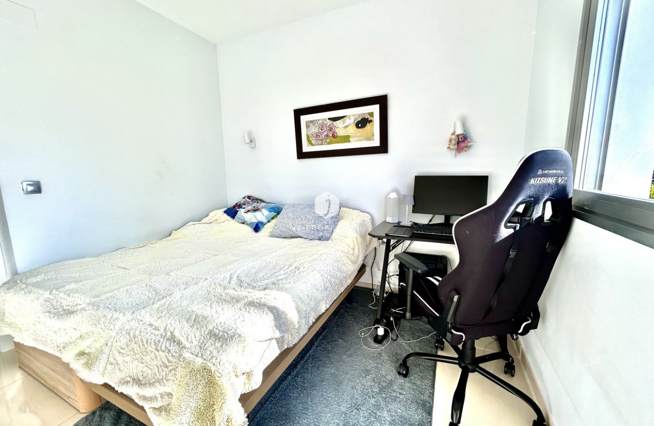 Segunda mano - Apartamento / piso -
Punta Prima - Costa Blanca