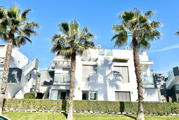 Segunda mano - Apartamento / piso -
Punta Prima - Costa Blanca