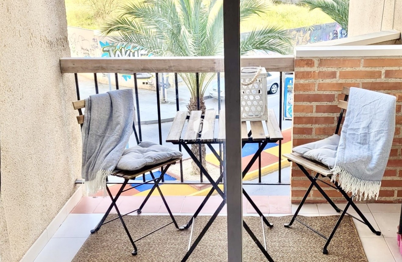 D'occasion - Appartement -
Torrevieja - Costa Blanca