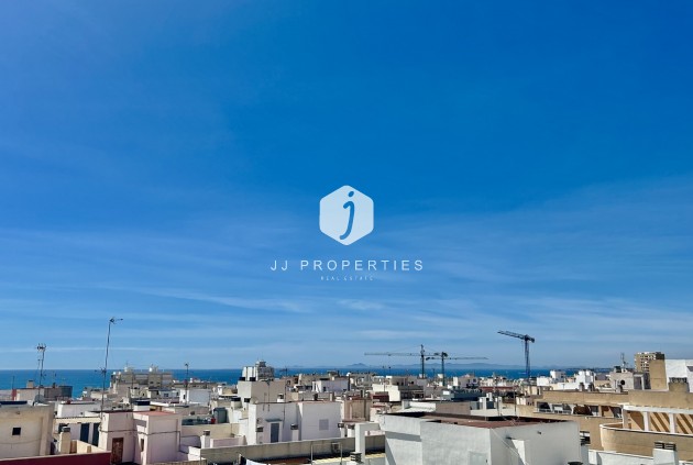 D'occasion - Appartement -
Torrevieja - Costa Blanca