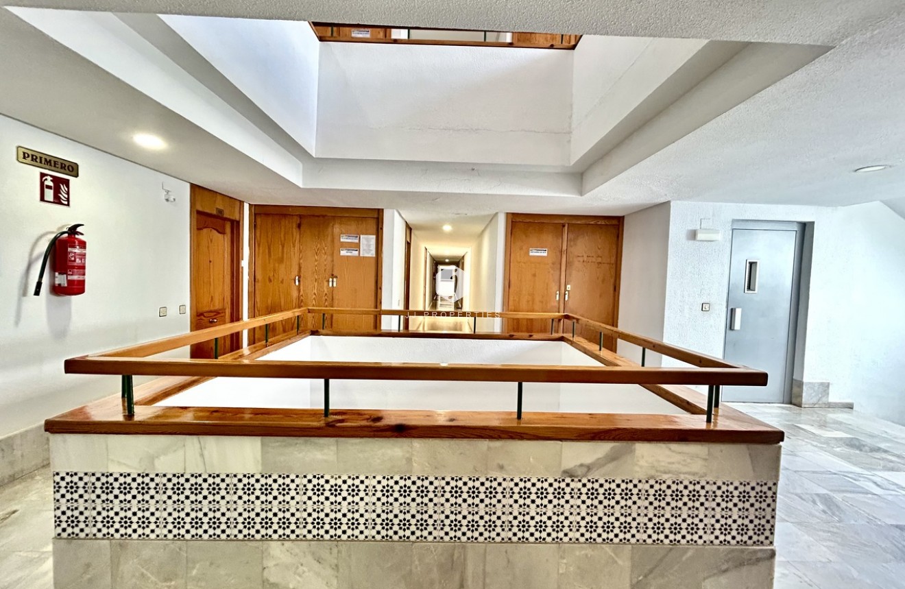 D'occasion - Appartement -
Torrevieja - Costa Blanca