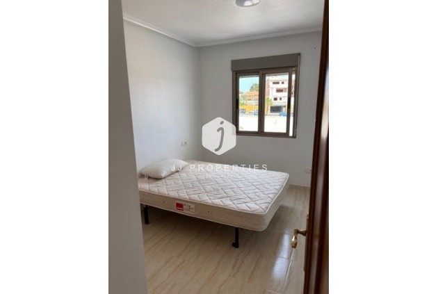 Aus zweiter Hand - Wohnung -
San Miguel de Salinas - Costa Blanca