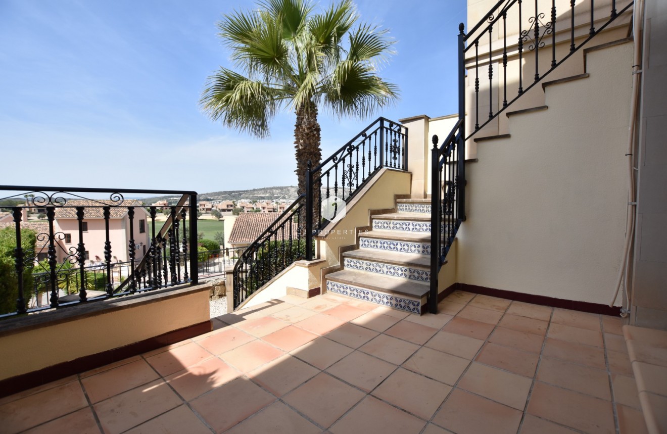 Z drugiej ręki - Bungalow -
Algorfa - Inland