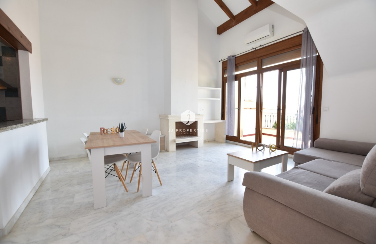 Z drugiej ręki - Bungalow -
Algorfa - Inland