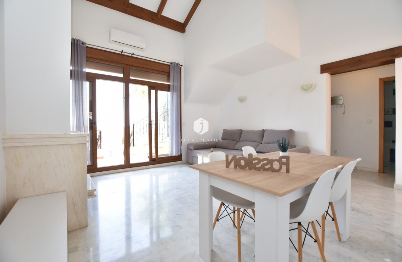 Z drugiej ręki - Bungalow -
Algorfa - Inland