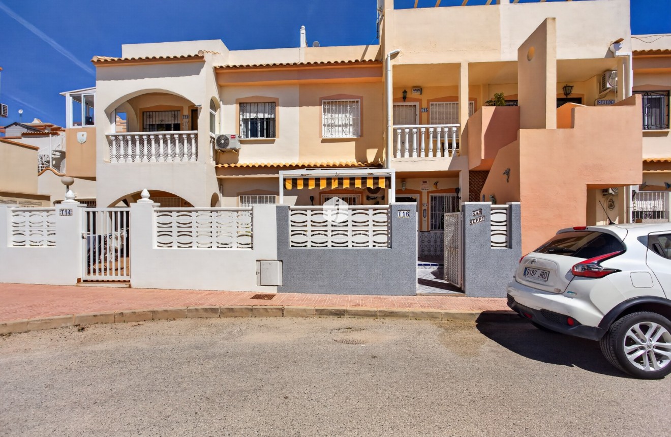 Segunda mano - Apartamento / piso -
Orihuela Costa - Costa Blanca