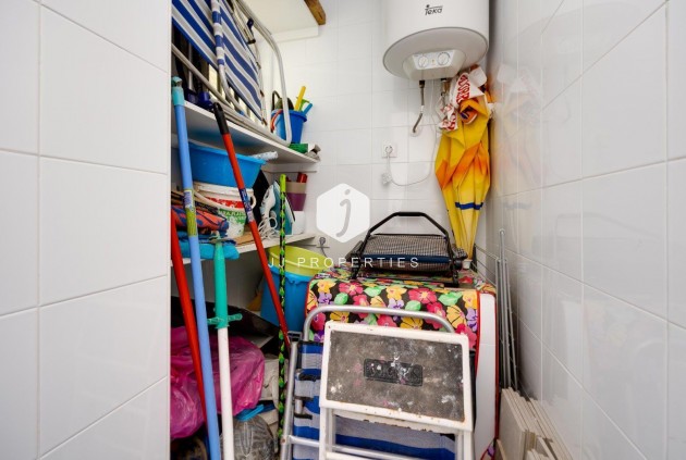 Z drugiej ręki - Mieszkanie w bloku -
Torrevieja - Acequion