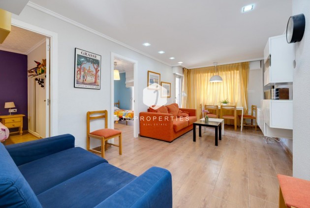 Z drugiej ręki - Mieszkanie w bloku -
Torrevieja - Acequion