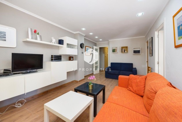 Z drugiej ręki - Mieszkanie w bloku -
Torrevieja - Acequion