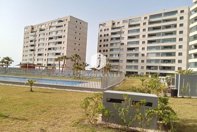Resale - Apartment / flat -
Torrevieja - Punta prima
