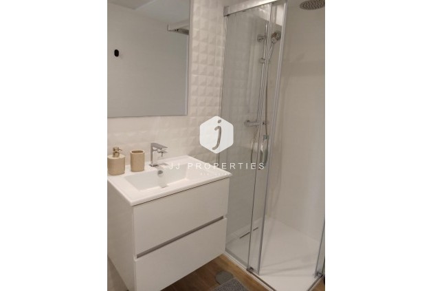 Resale - Apartment / flat -
Torrevieja - Punta prima