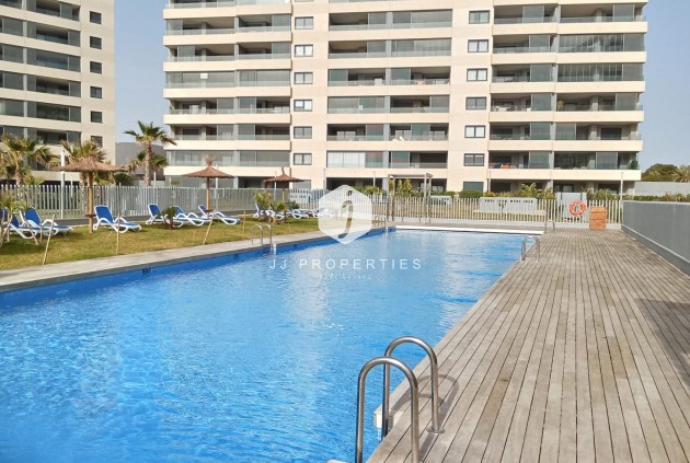 Resale - Apartment / flat -
Torrevieja - Punta prima