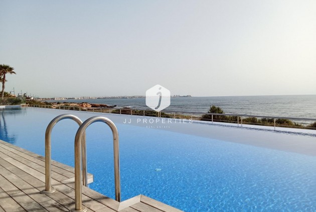 Resale - Apartment / flat -
Torrevieja - Punta prima