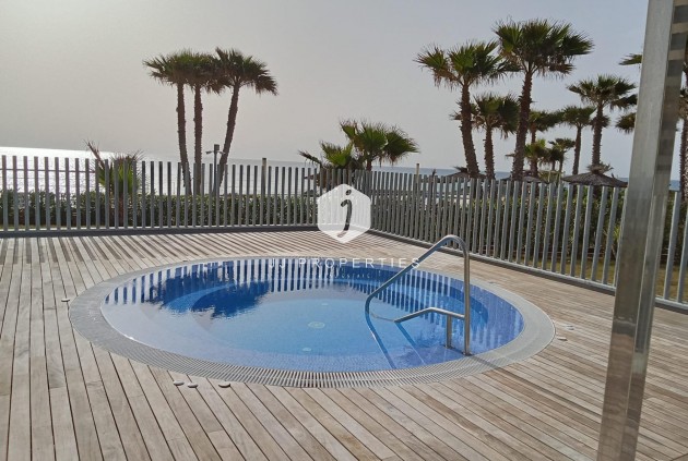 Resale - Apartment / flat -
Torrevieja - Punta prima