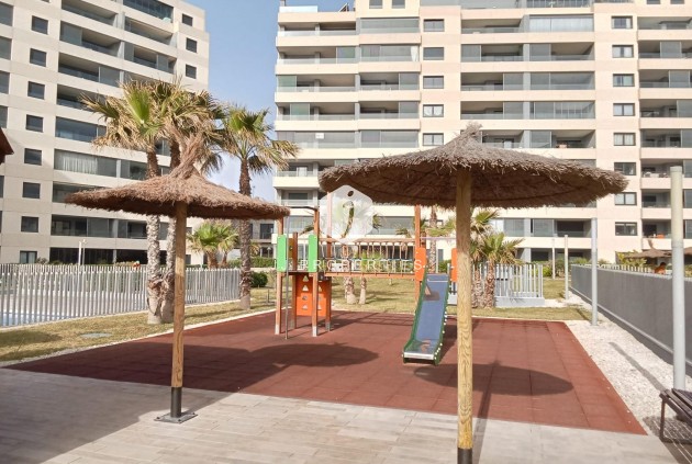Resale - Apartment / flat -
Torrevieja - Punta prima