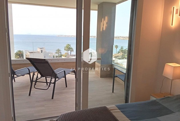 Resale - Apartment / flat -
Torrevieja - Punta prima