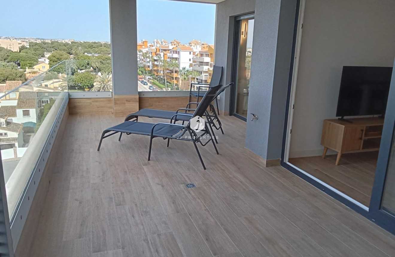 Resale - Apartment / flat -
Torrevieja - Punta prima