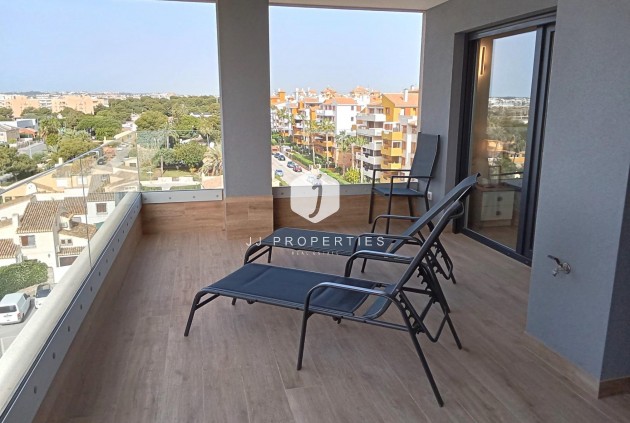 Resale - Apartment / flat -
Torrevieja - Punta prima