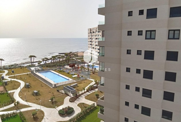 Resale - Apartment / flat -
Torrevieja - Punta prima