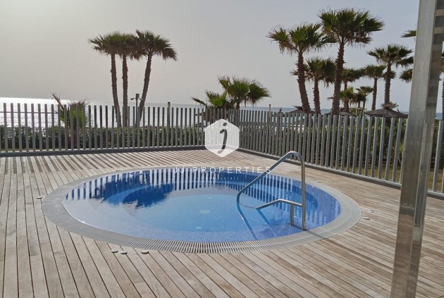 Resale - Apartment / flat -
Torrevieja - Punta prima