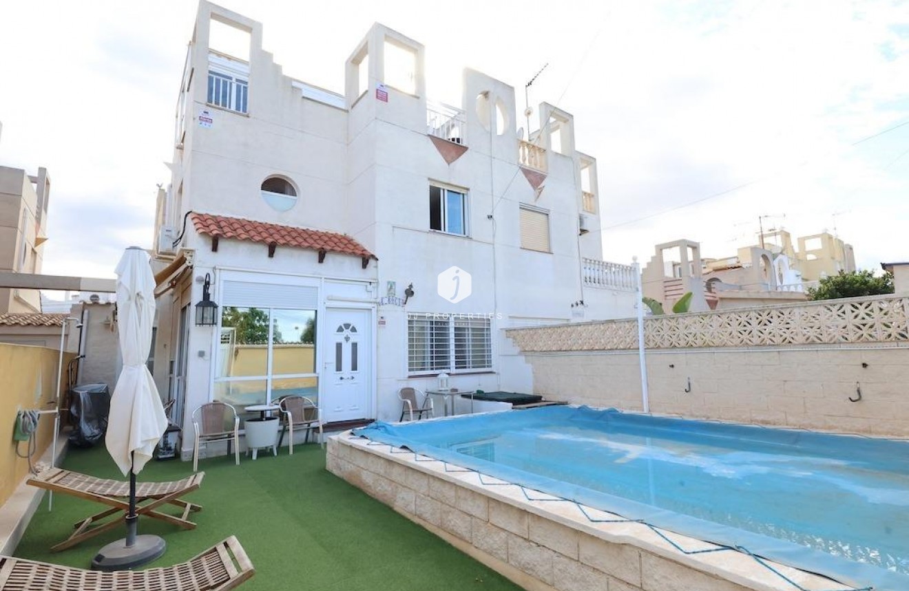Segunda mano - Chalet -
Torrevieja - Costa Blanca