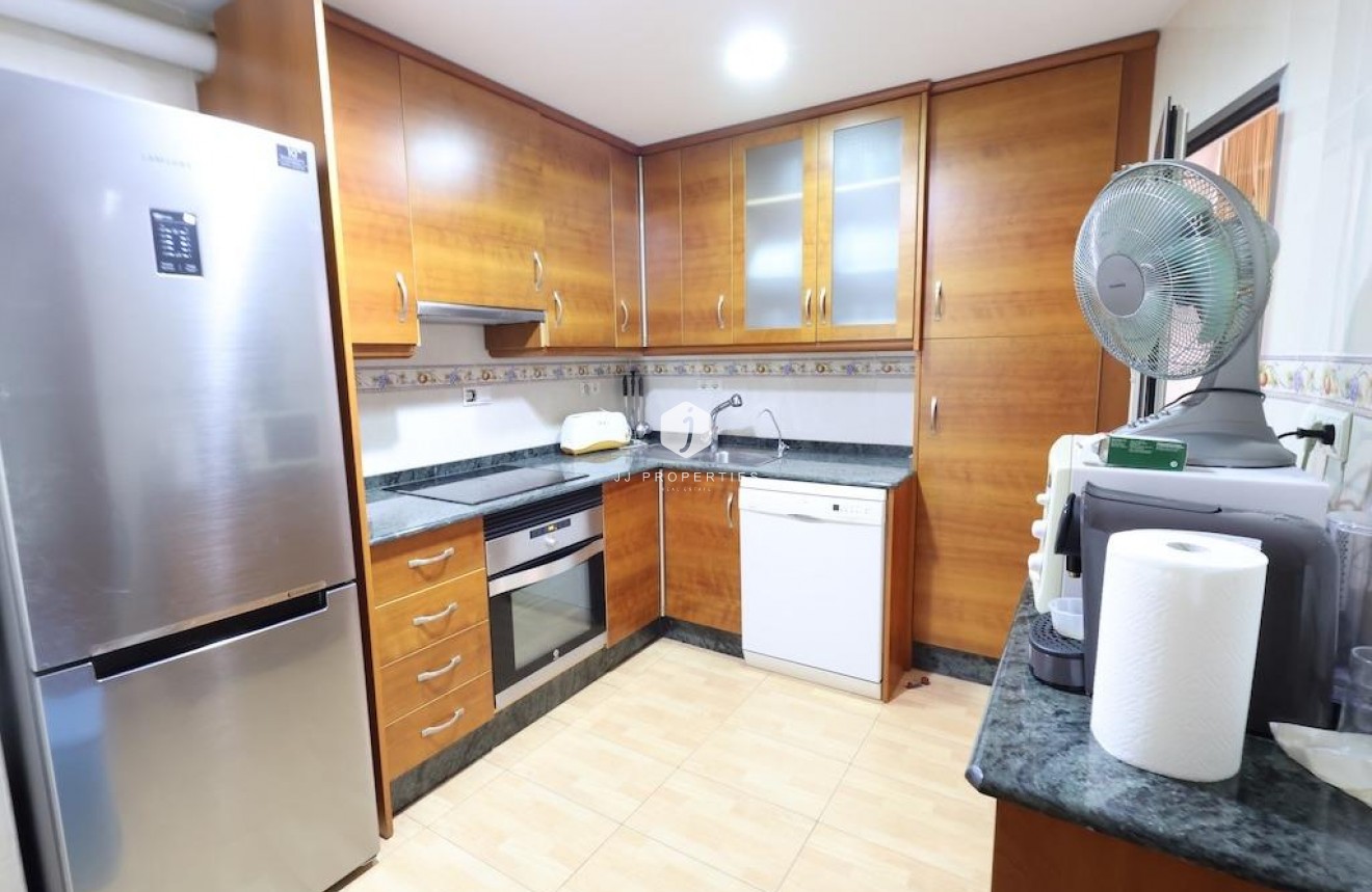 Resale - Apartment / flat -
Torrevieja - Costa Blanca