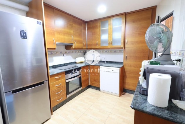 Resale - Apartment / flat -
Torrevieja - Costa Blanca
