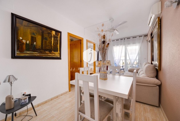 Resale - Apartment / flat -
Torrevieja - Estacion de autobuses