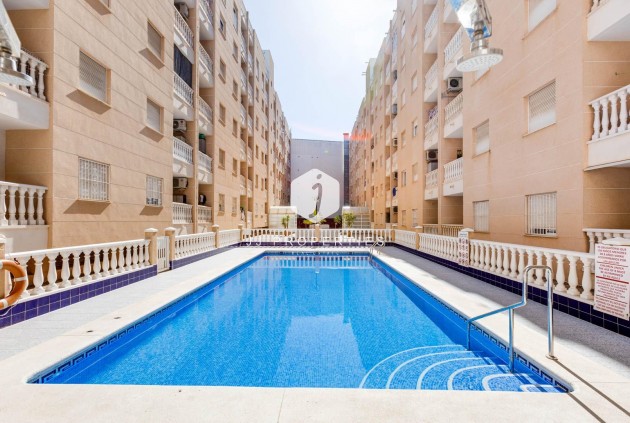 Resale - Apartment / flat -
Torrevieja - Estacion de autobuses