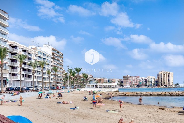 Resale - Apartment / flat -
Torrevieja - Estacion de autobuses