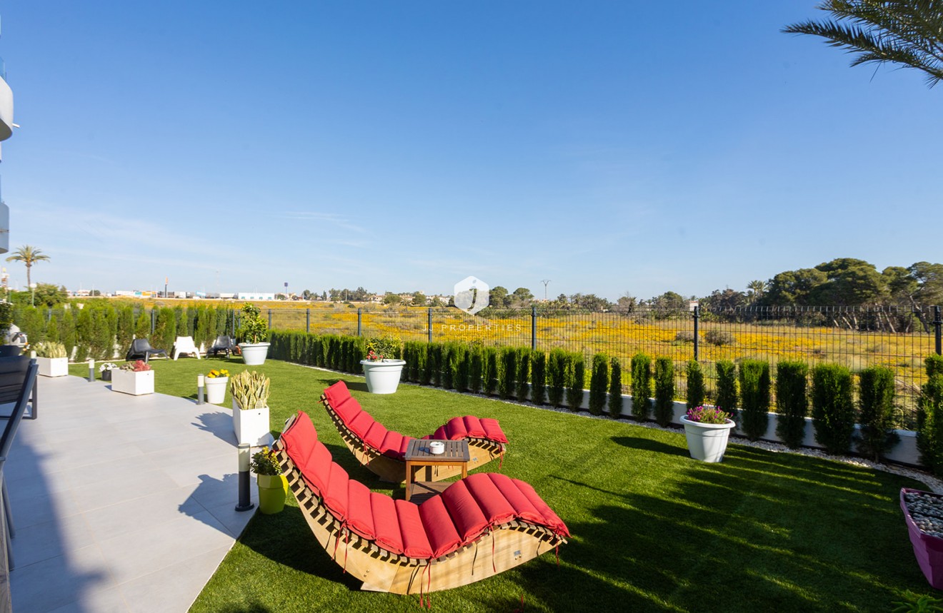 Resale - Apartment / flat -
Torrevieja - Costa Blanca