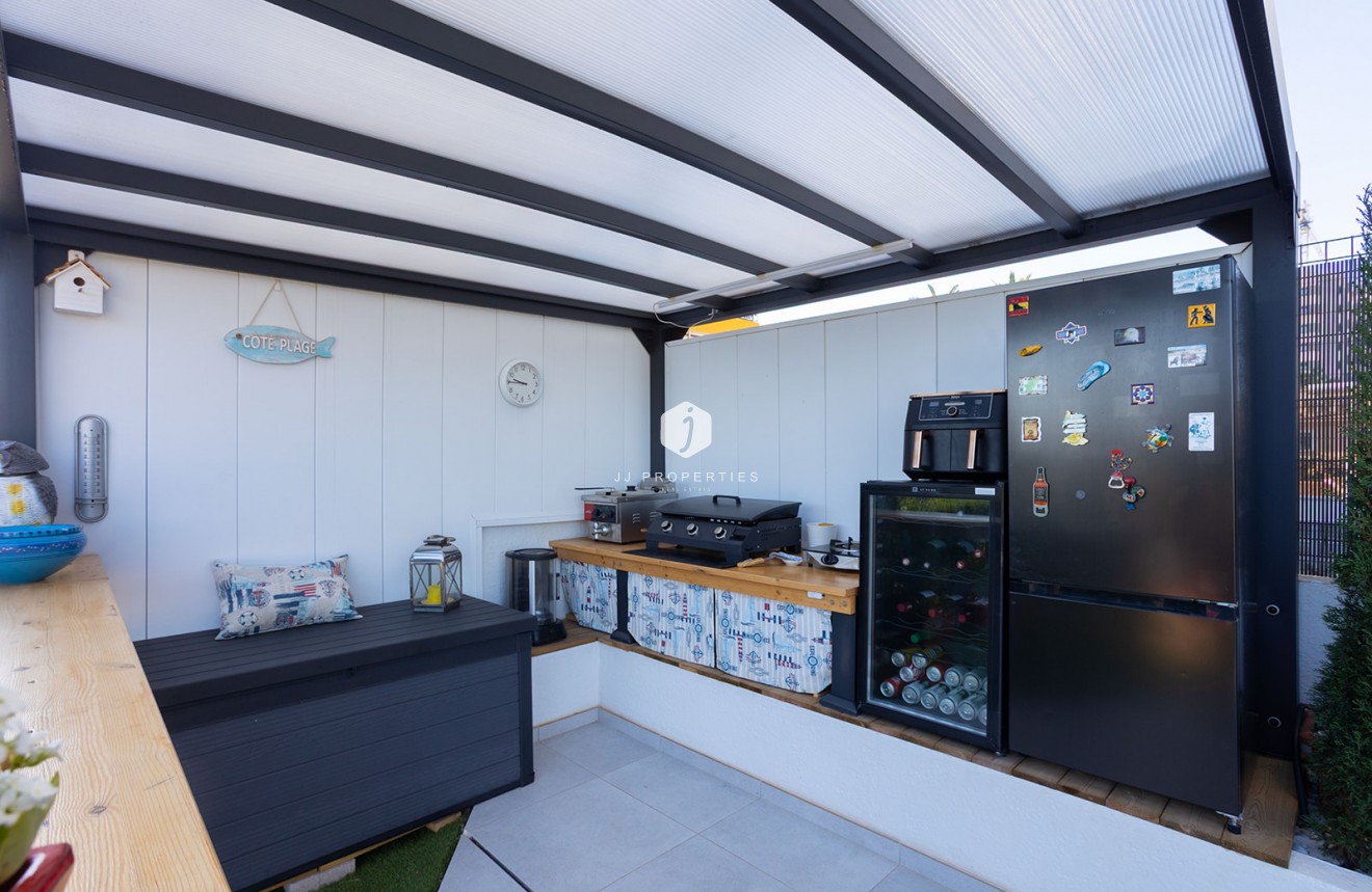 Resale - Apartment / flat -
Torrevieja - Costa Blanca