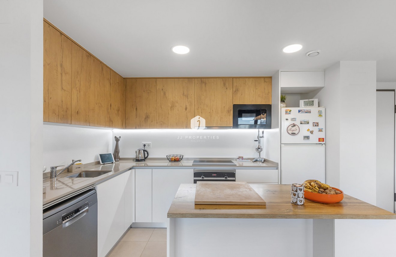 Resale - Apartment / flat -
Torrevieja - Costa Blanca