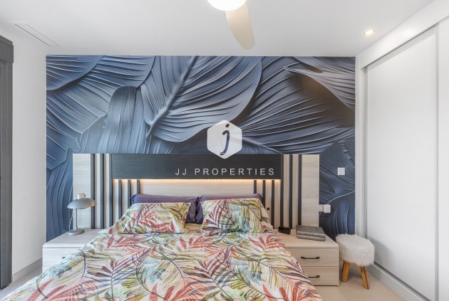 Resale - Apartment / flat -
Torrevieja - Costa Blanca