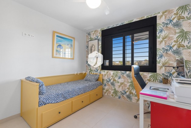 Resale - Apartment / flat -
Torrevieja - Costa Blanca