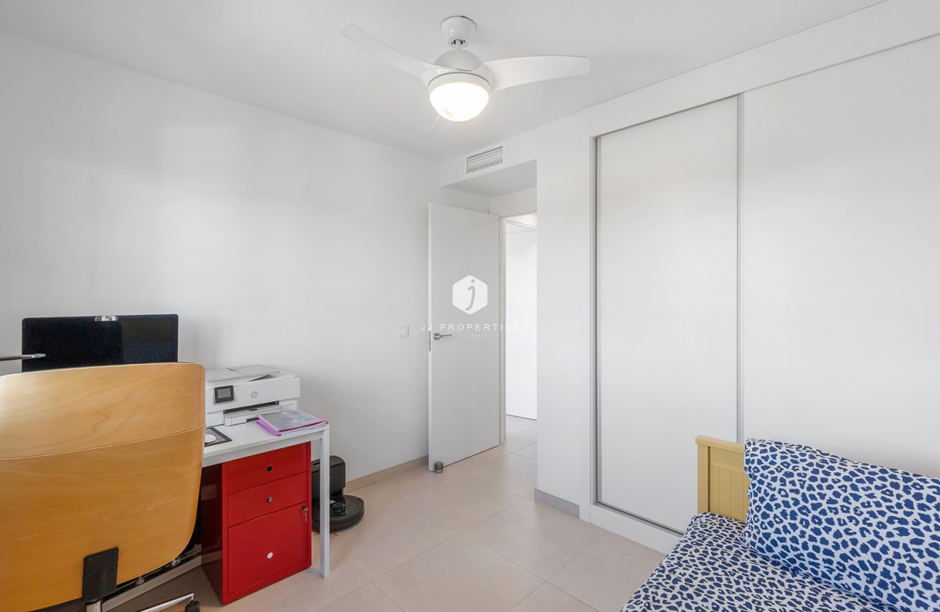 Resale - Apartment / flat -
Torrevieja - Costa Blanca