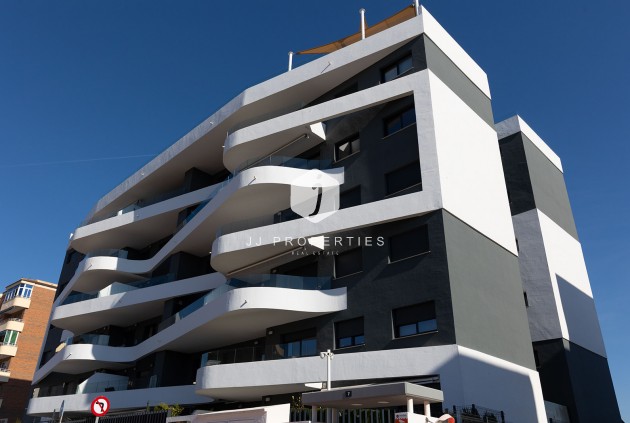 Resale - Apartment / flat -
Torrevieja - Costa Blanca