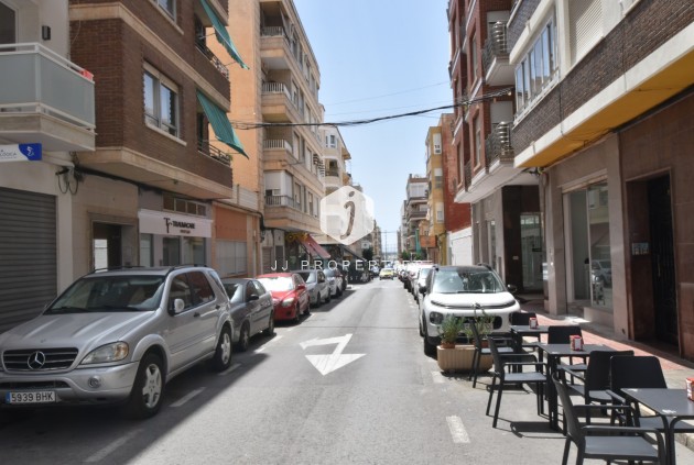 Resale - Apartment / flat -
Torrevieja - Costa Blanca