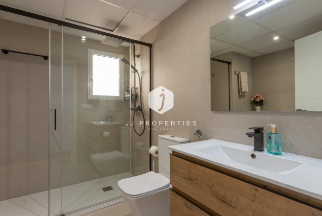 Z drugiej ręki - Villa -
Los Balcones - Costa Blanca