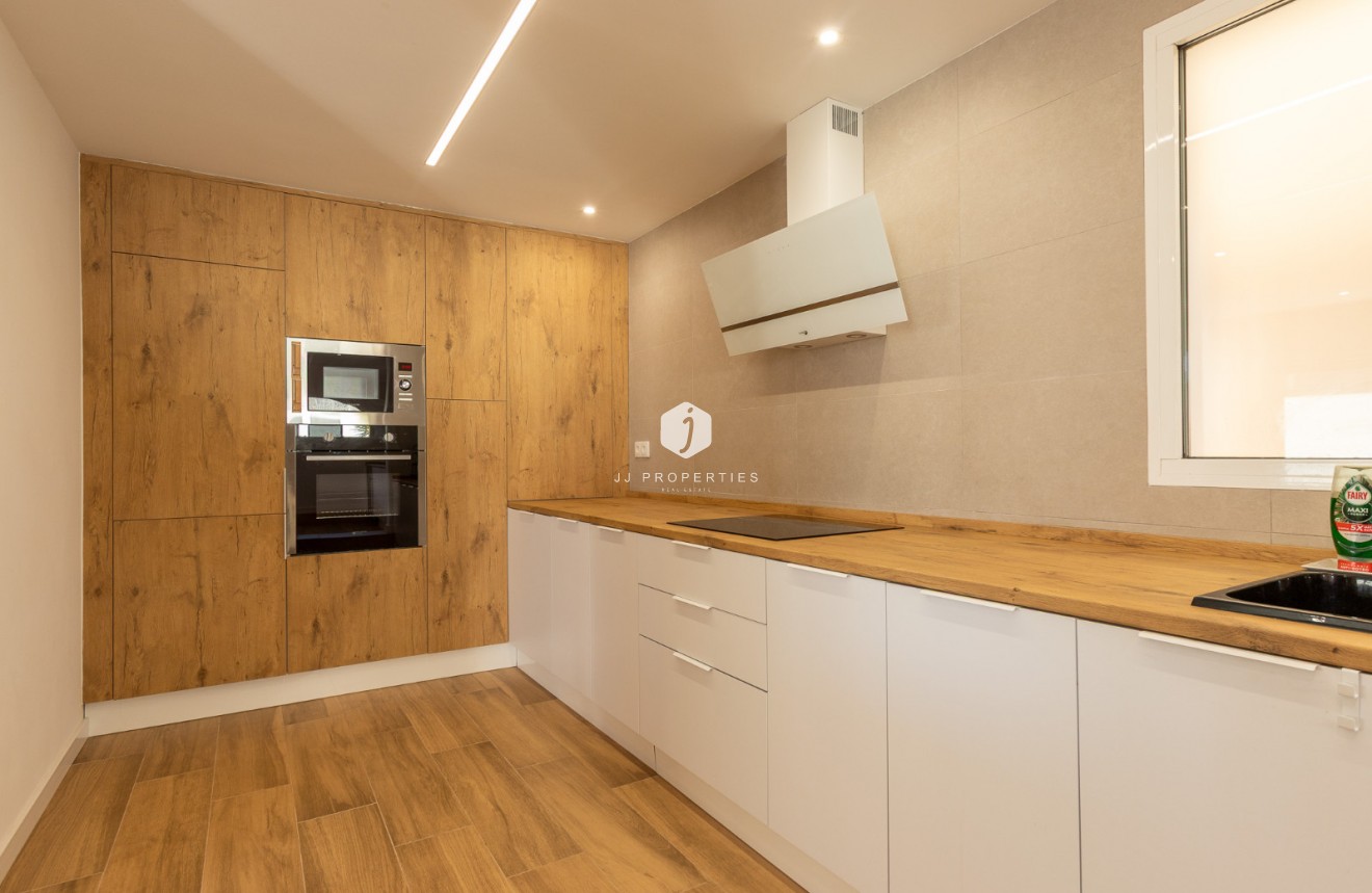 Z drugiej ręki - Villa -
Los Balcones - Costa Blanca